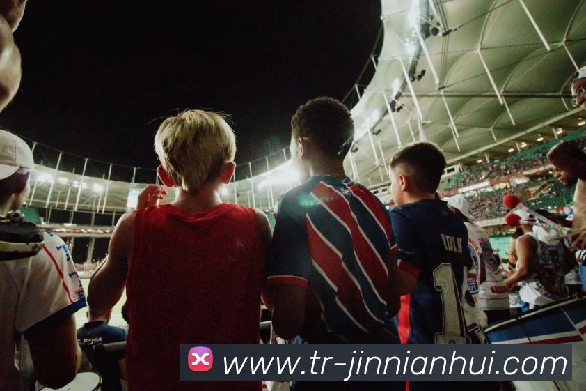 开拓者队宣布召回杨瀚森重返球队提升阵容实力